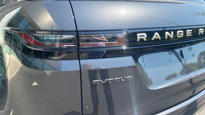 Land Rover Range Rover Evoque 2.0 D200 Hoxton Edition 5dr Auto Diesel Hatchback - Image 19